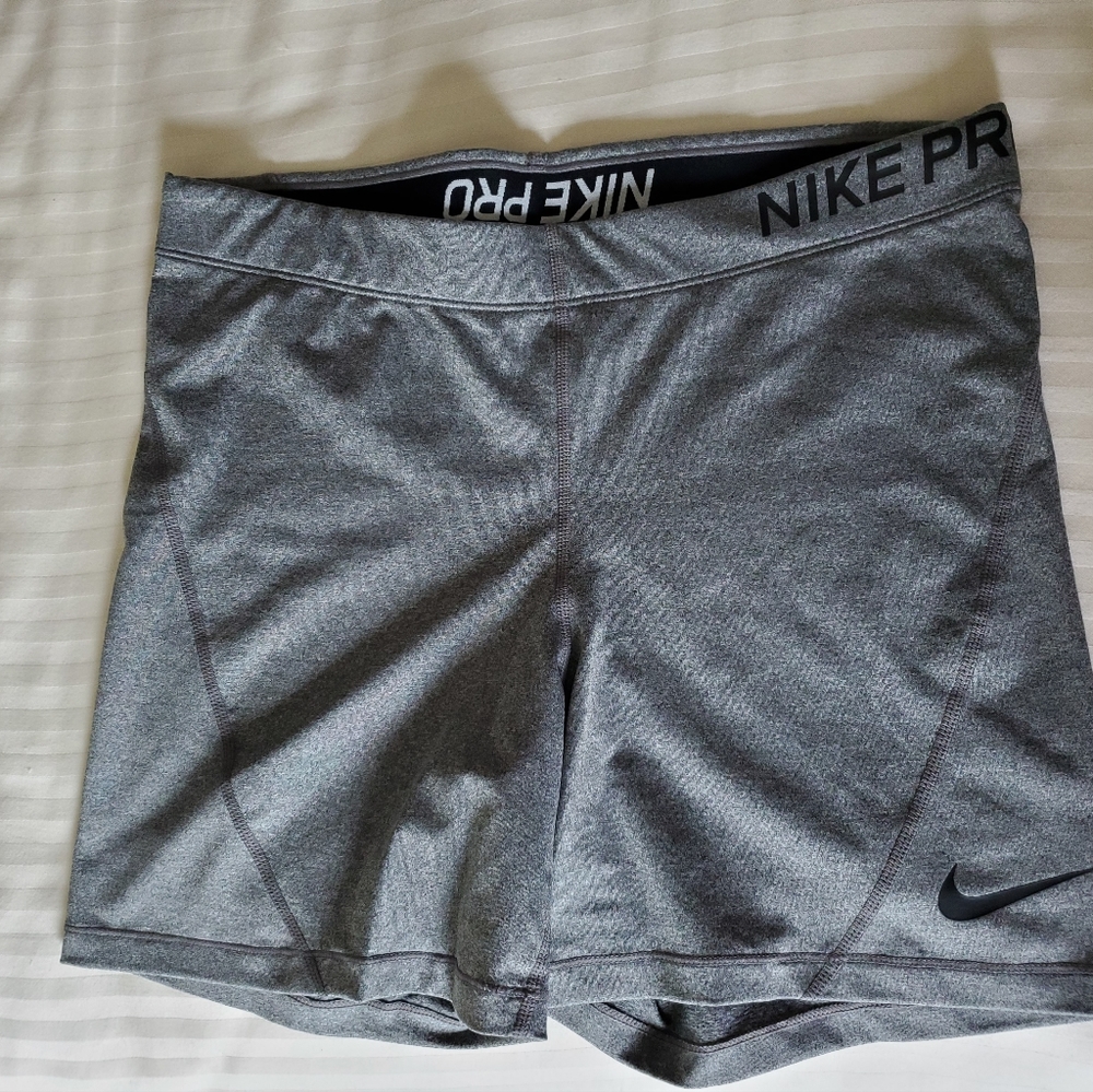 Nike Dri Fit Grey Women's shorts size XL
